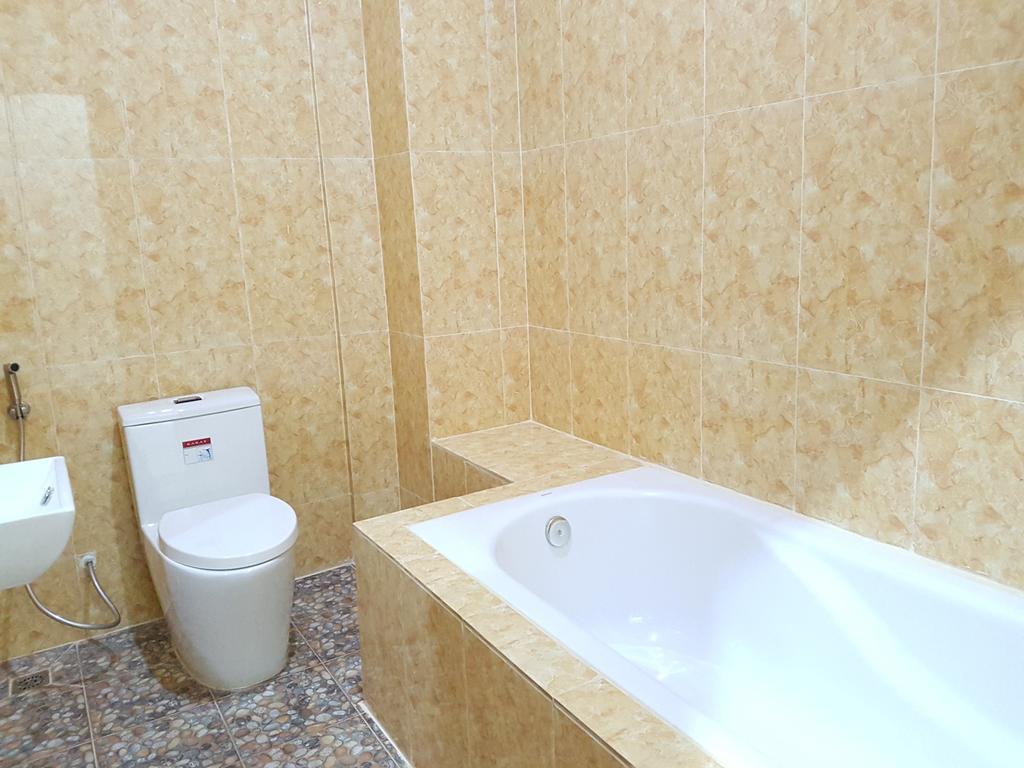 Samnop Samnang Guesthouse Kampot Bagian luar foto