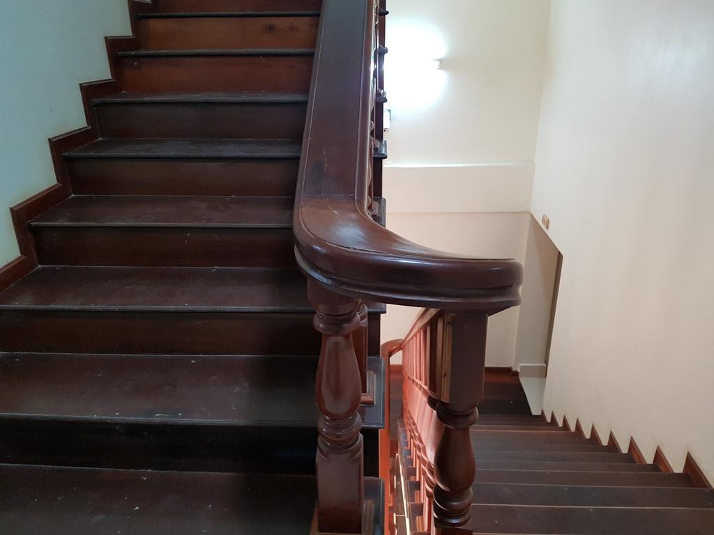 Samnop Samnang Guesthouse Kampot Bagian luar foto