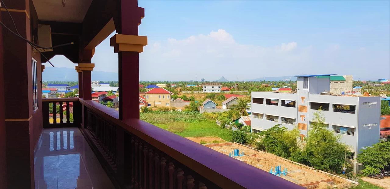 Samnop Samnang Guesthouse Kampot Bagian luar foto